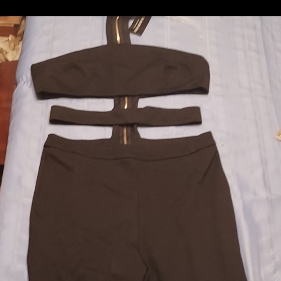 Fashion nova jumpsuit - Picture 3 of 5